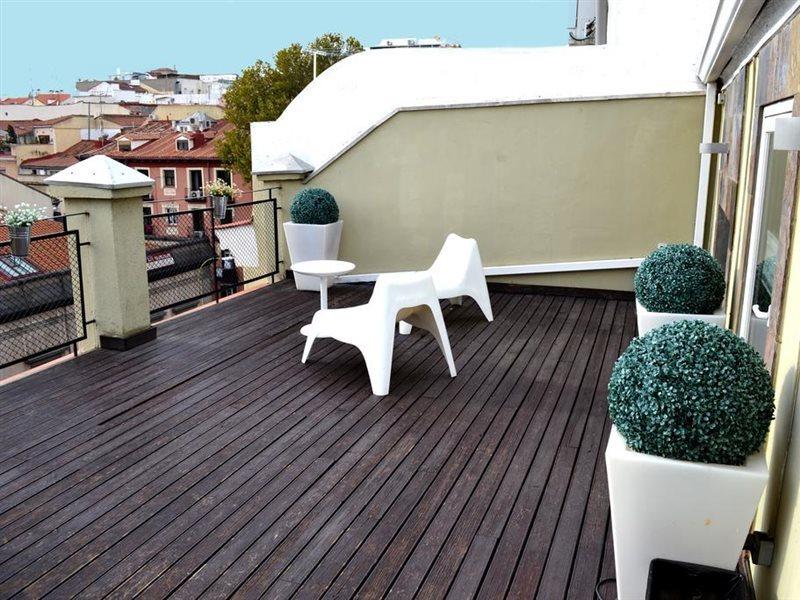 Urbansea Atocha 113 Hotel Madrid Exterior foto