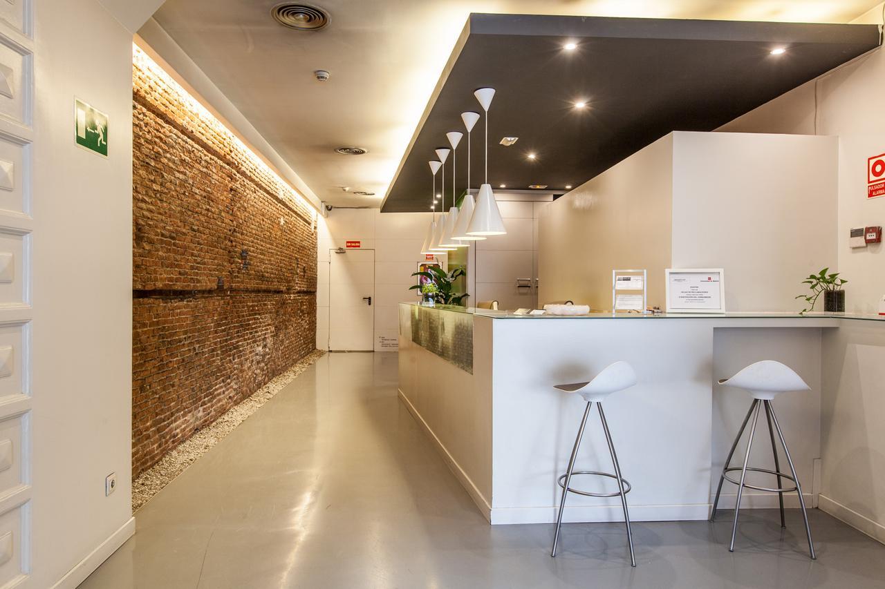 Urbansea Atocha 113 Hotel Madrid Exterior foto